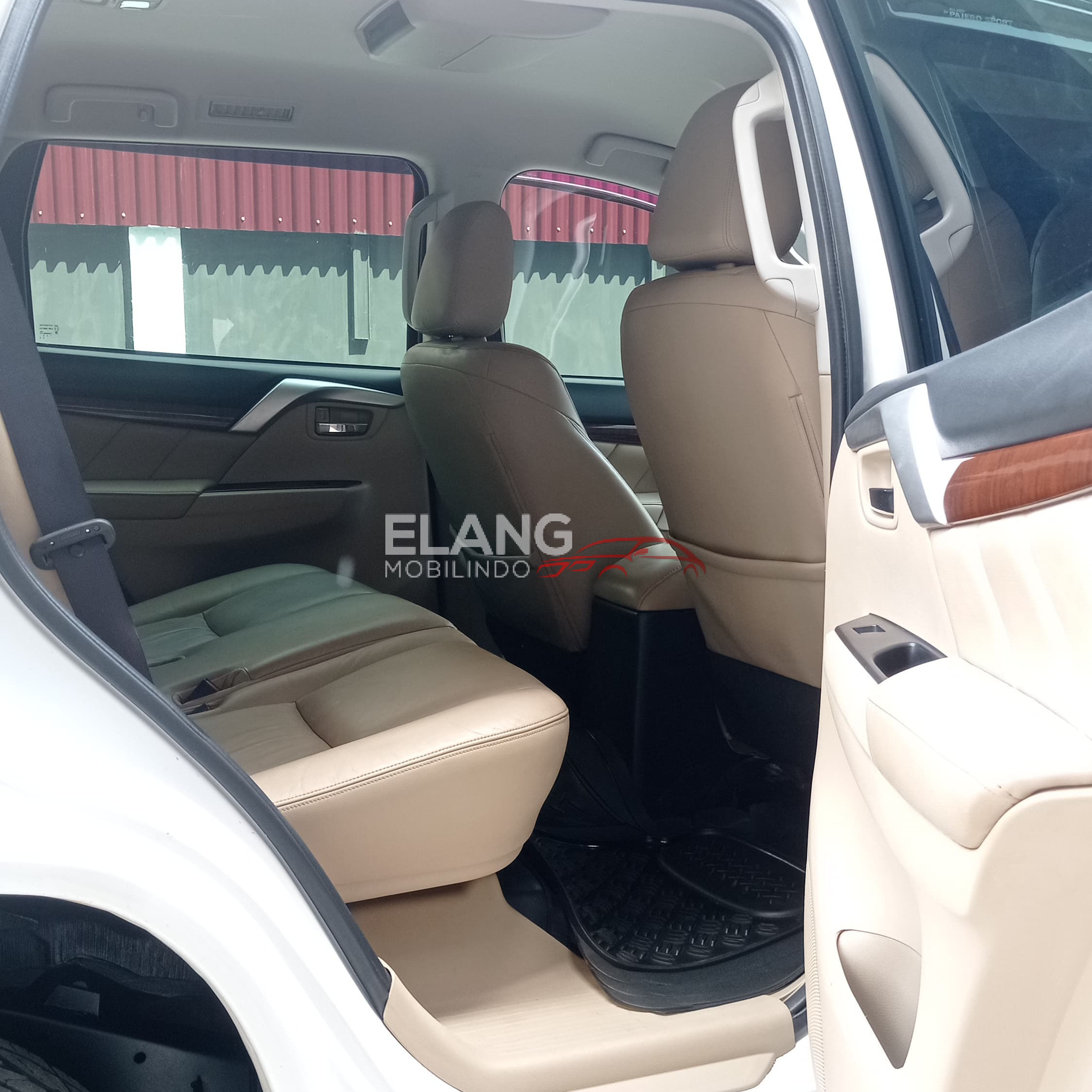 PAJERO SPORT DAKAR 4x2 2.4 AT