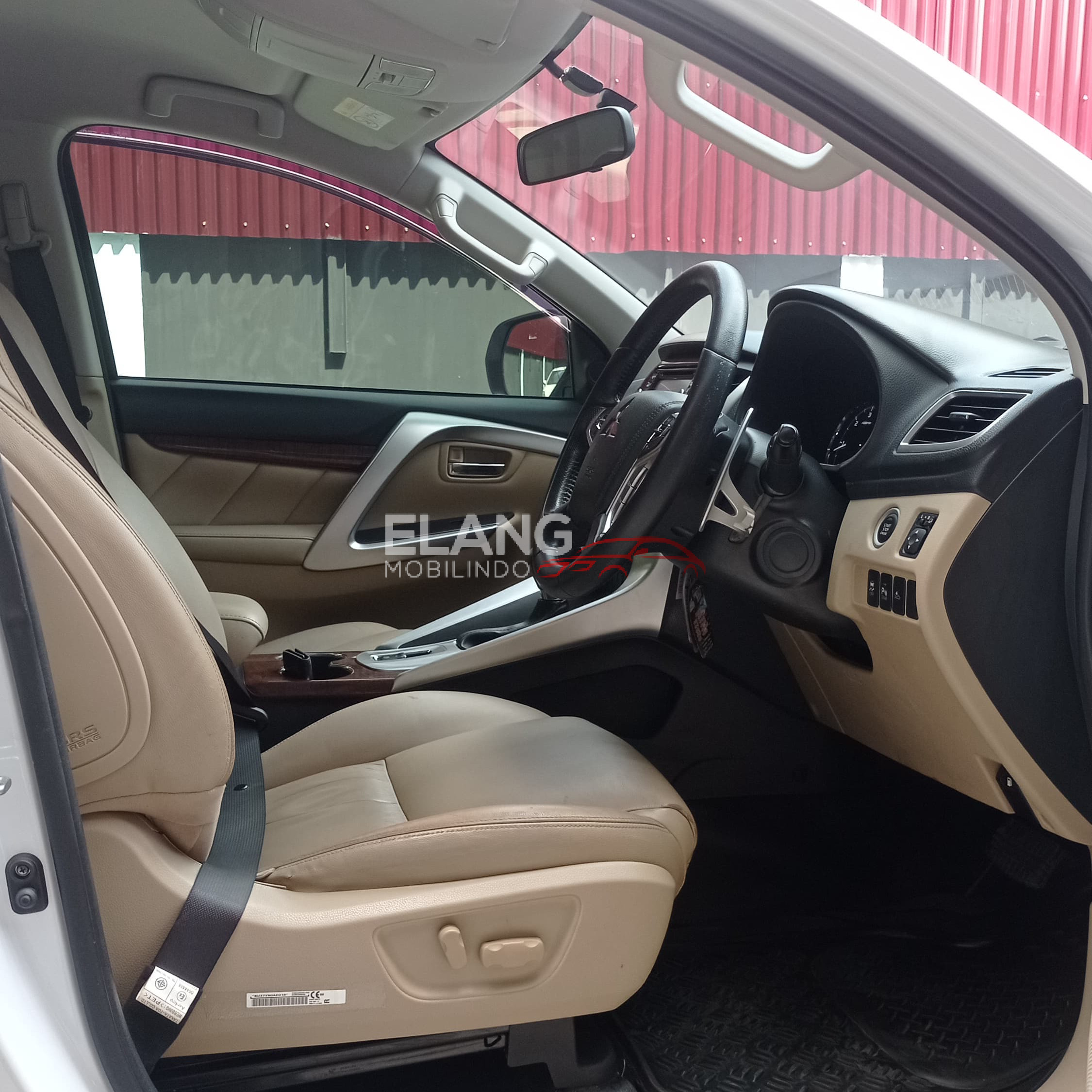 PAJERO SPORT DAKAR 4x2 2.4 AT