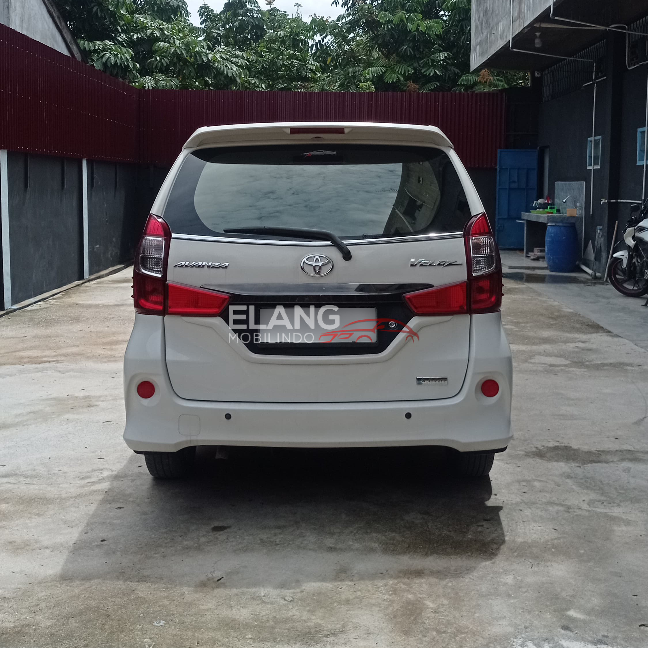 GRAND NEW VELOZ 1.3 AT